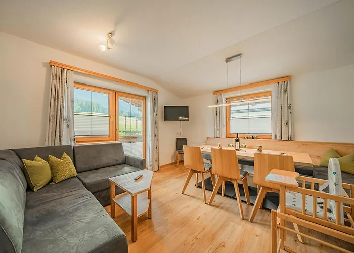 In Brixen Near Wilder Kaiser Gondola * 브릭센임탈